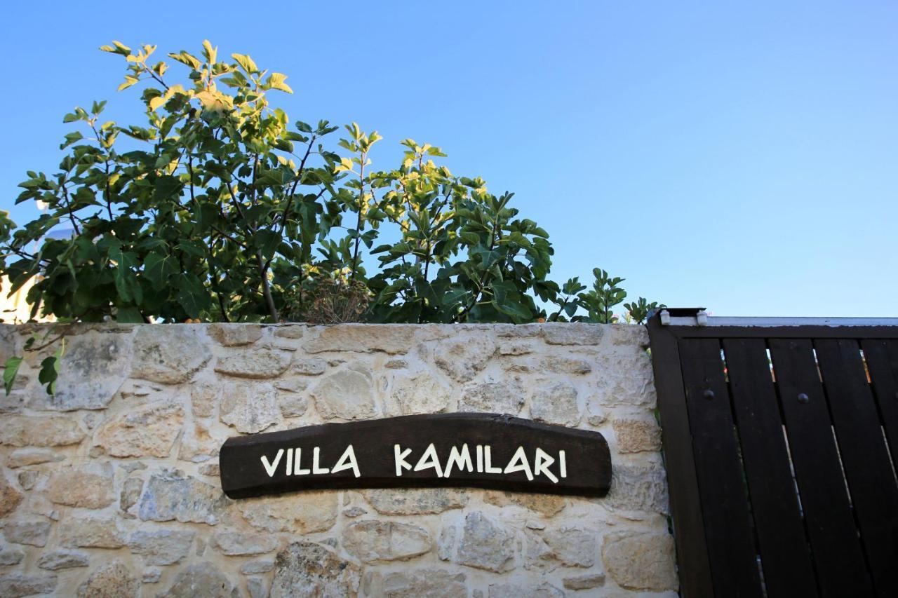 Villa 卡米拉日 外观 照片